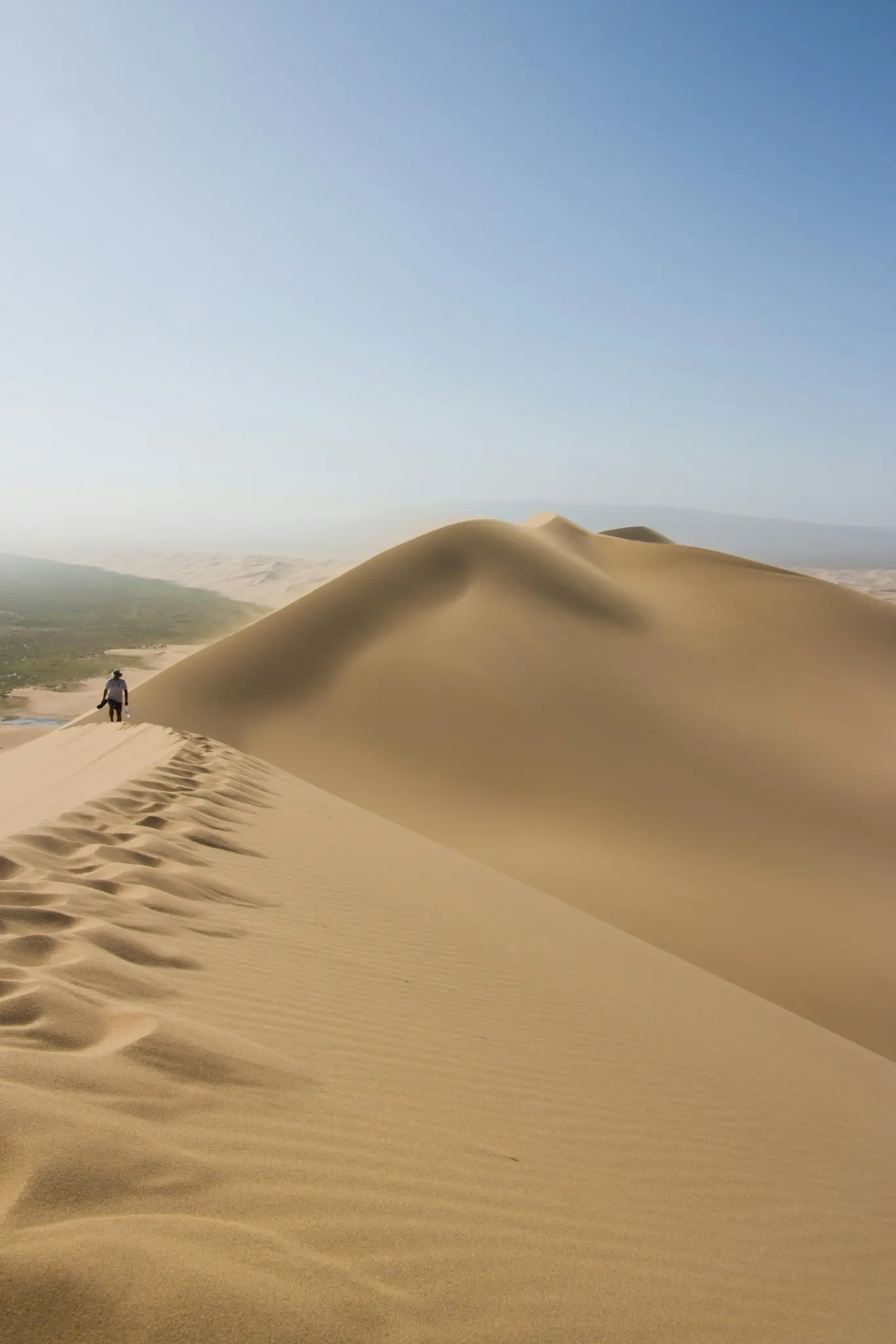 4-Day Classic Gobi Tour — 4 Days / 3 Nights-day Gobi Desert tour in Mongolia